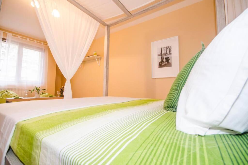 19 Cozy With Balcony Appartement *